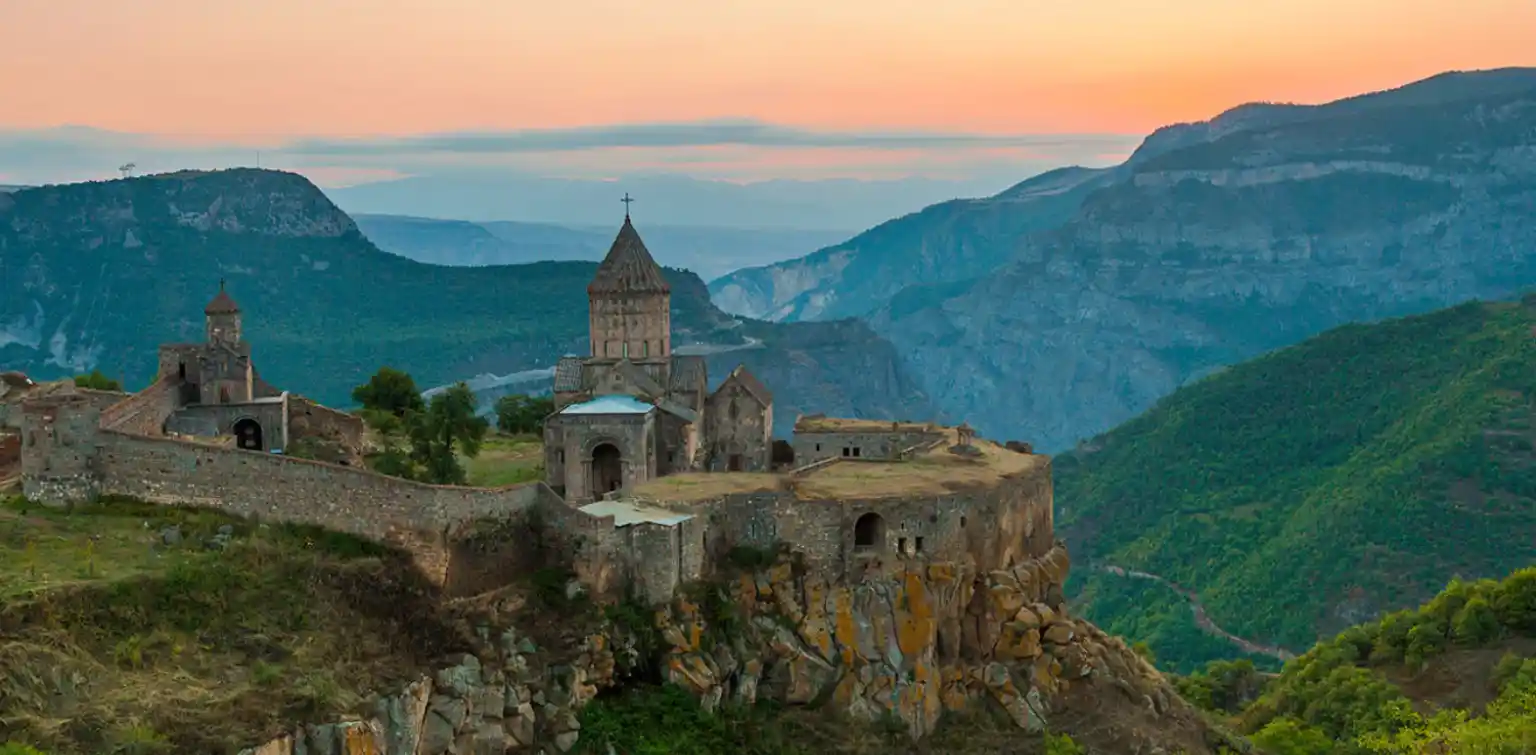 چه زمانی به ارمنستان سفر کنیم ؟