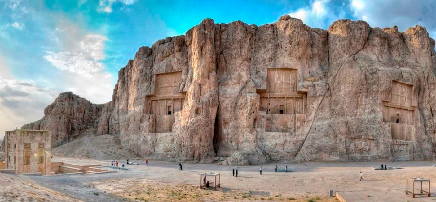 نقش رستم گنجینه دوران طلایی ایران باستان 